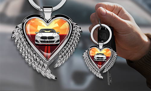 gallery-keychain-heart-wings-car-3