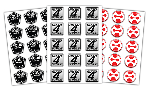 Trois feuilles d’autocollants avec branding personnalisé – designs en pentagone, carré et cercle pour logos.