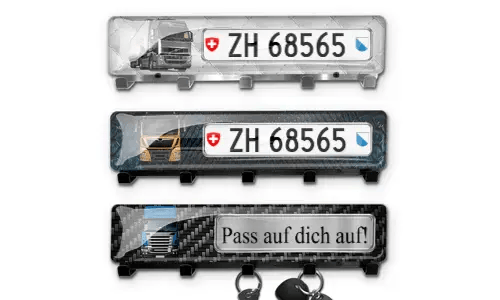 Schlüsselbrett mit LKW-Bild und Nummernschild