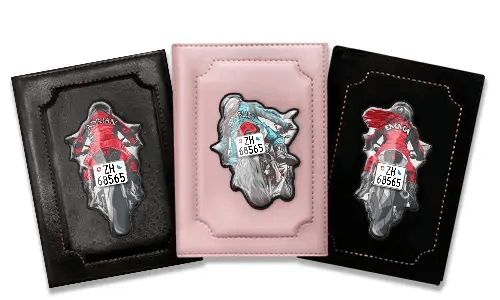 Fahrzeugschein-Hülle mit deinem Namen und Kennzeichen