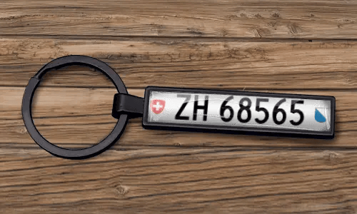 Personalisierter Kennzeichen-Schlüsselanhänger mit mattschwarzem Finish
