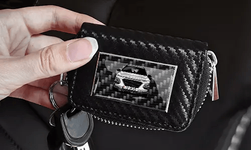 schlüssel hülle in der Hand schutzhülle autoschlüssel