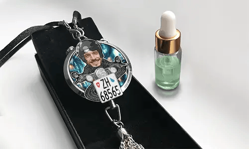 gallery-personalised-car-air-freshener-with-motorcycle-driver-1