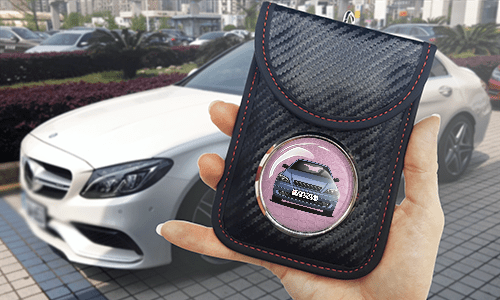 gallery-photo-car-keycover-RFID-protection-3