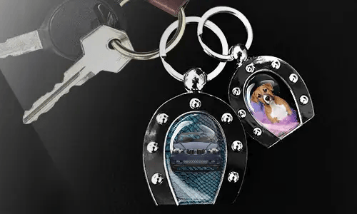 gallery-photo-horseshoe-keychain-2