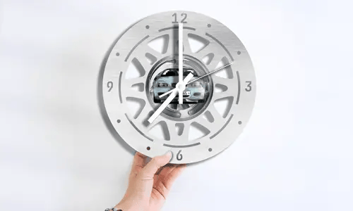 gallery-wall-clock-tire-1