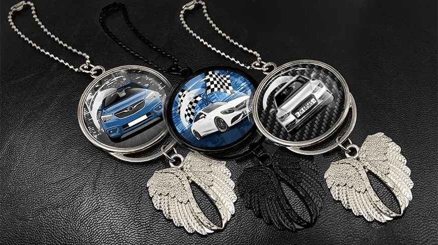head-mirror-chain-angel-wings-1